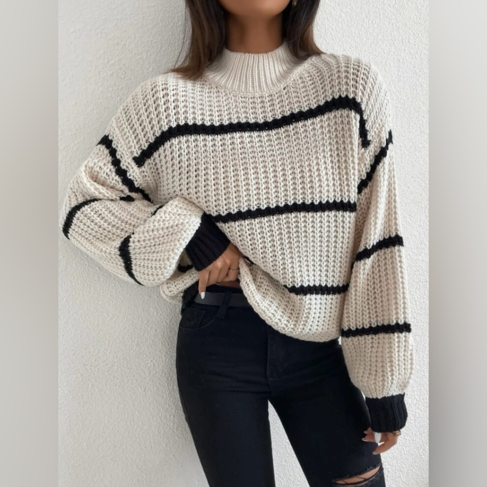 NEW Women’s Knit Sweater